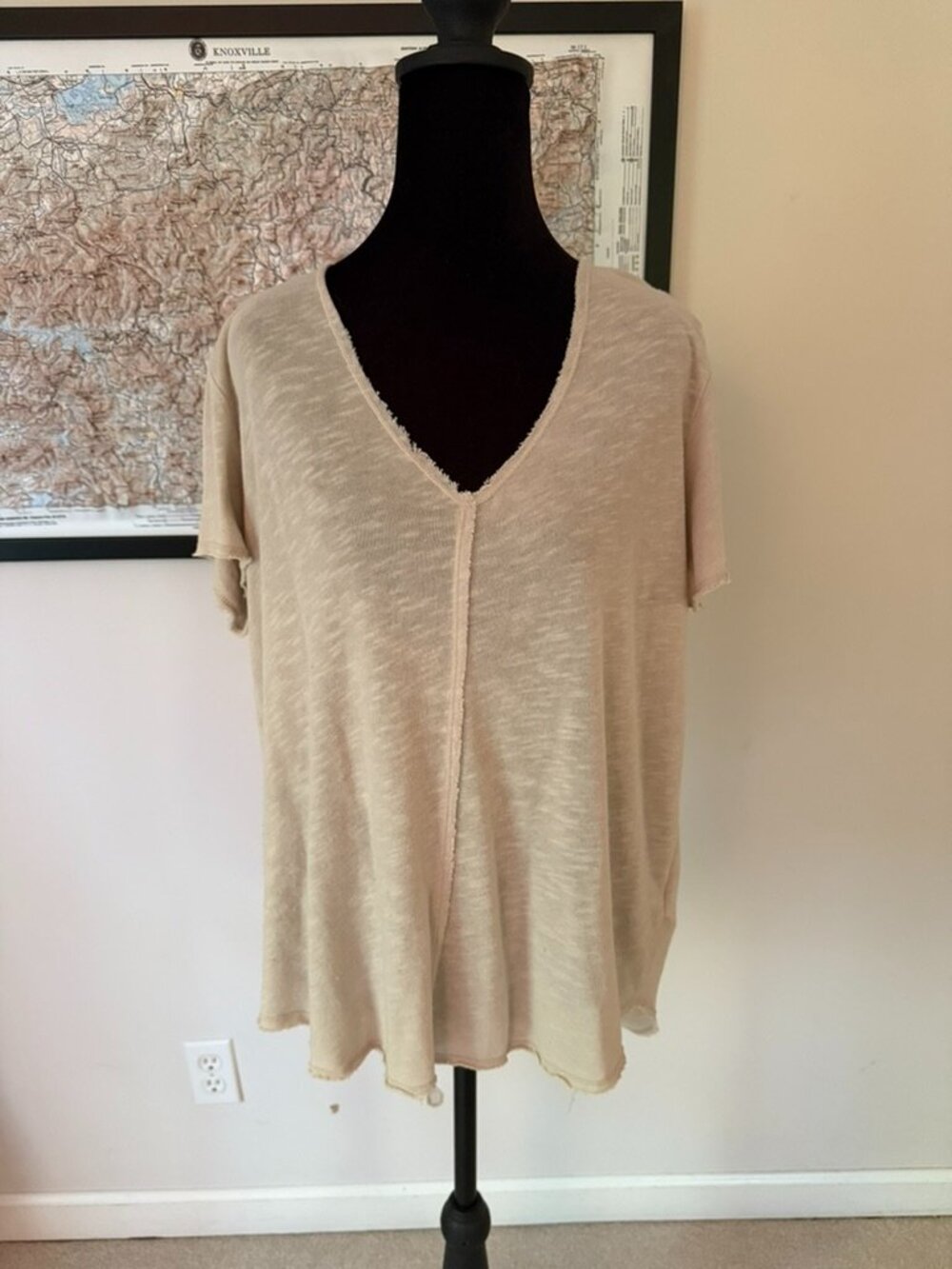 Project Social T Linen V-neck Tee Size M
